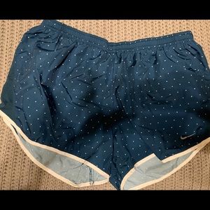 Nike running shortS